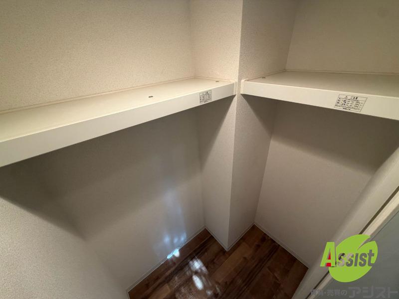収納　収納もバッチリあるのでお部屋が片付きますよ！