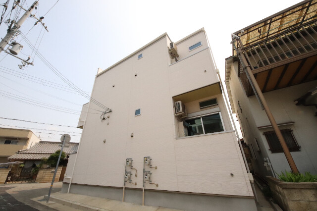 阪神本線 武庫川駅 徒歩9分 築12年