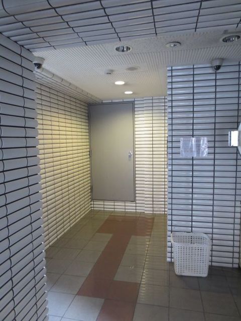 ロビー　エントランス