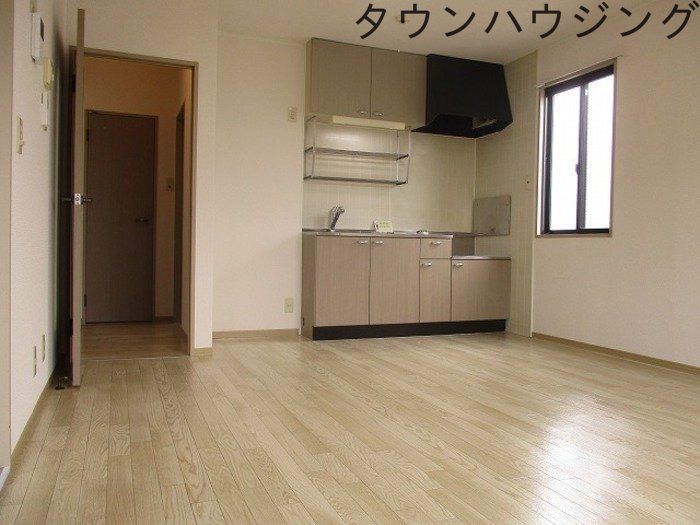 居室・リビング　お問合せはタウンハウジングまで！※現地待合わせ相談可能