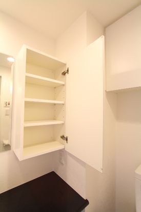 収納　※別号室のお写真。内装等参考にしてください。