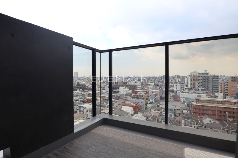 バルコニー　室内参考写真（１２Ｆ－Ｂ５タイプ）