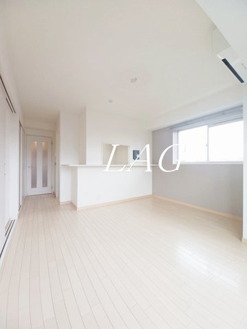 居室・リビング　洋室のお部屋です。
