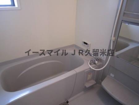 バス・シャワールーム　ゆったり過ごせるお風呂です