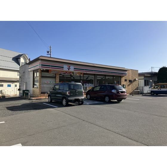 コンビニ　セブンイレブン安茂里駅西店（コンビニ）まで569m
