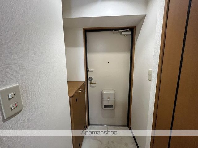 ＪＲ東海道本線 浜松駅 徒歩7分 10階建 築25年の玄関写真
