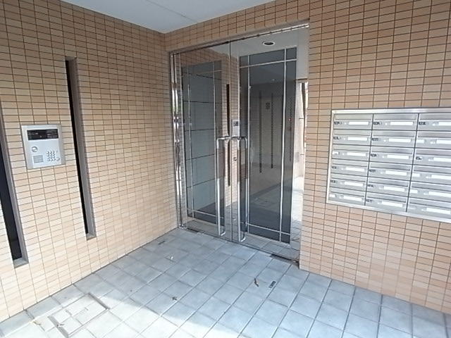 べステック・南塚口の外観写真