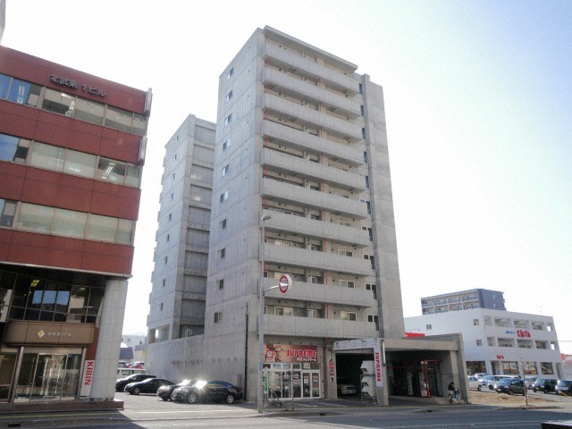 建物外観　都市ガス採用・ネット無料のお得なマンション♪