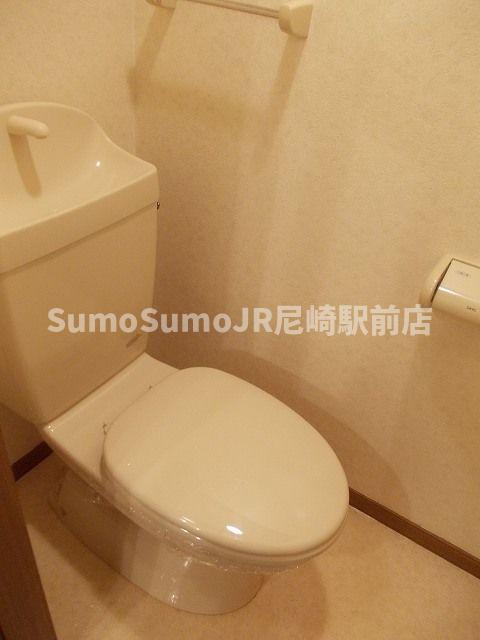 トイレ　コンパクトで使いやすいトイレです