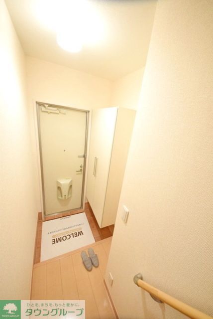 玄関　お問合せはタウンハウジングまで！※現地待合わせ相談可能