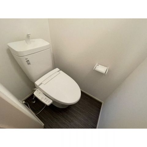 MQuarto京王永山のトイレ写真