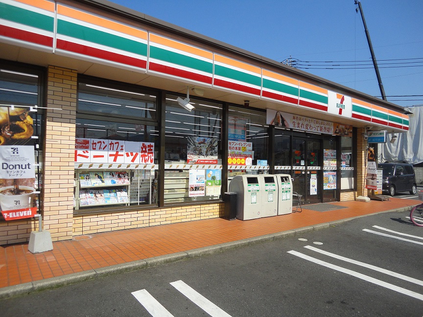 コンビニ　【セブンイレブン小倉曽根中学校前店】（コンビニ）まで585m