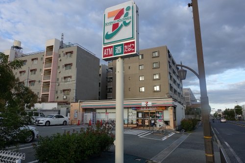 コンビニ　セブンイレブン（上甲子園）（コンビニ）まで447m