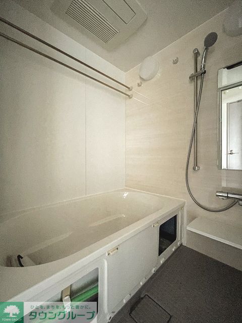 バス・シャワールーム　※写真は同タイプ住戸です。