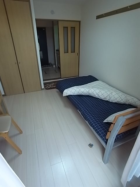 その他部屋・スペース　広くて明るい寝室