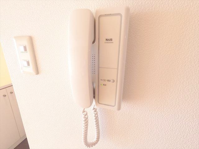 セキュリティ　オートロック連動のインターホンで防犯面も安心