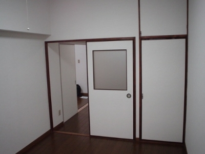 音金六郷マンションの居間写真