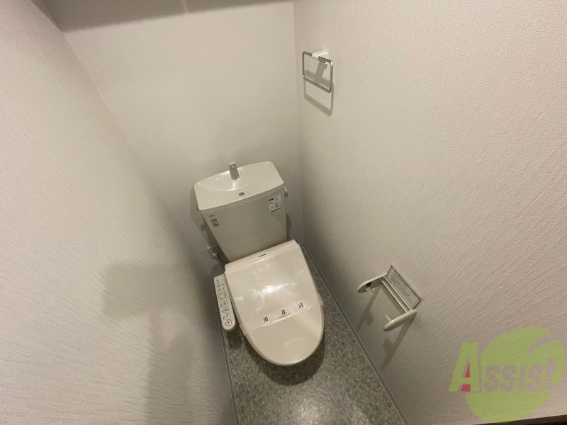 トイレ　ウォシュレット機能がついたトイレ。安心して使用できますね。