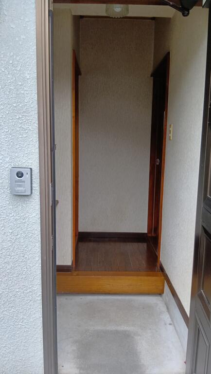 ヴィラ寄居プランドールの玄関写真