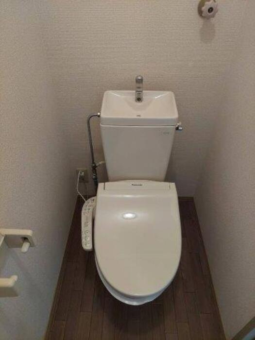 トイレ　トイレ