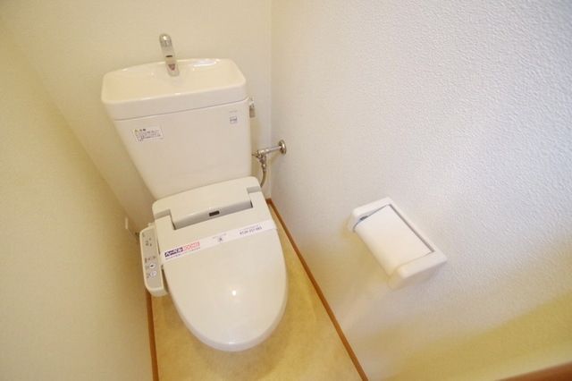 ベルメゾン新百合ヶ丘のトイレ写真