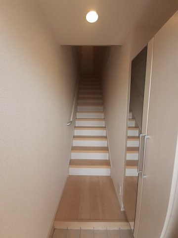 玄関　落ち着いた玄関です