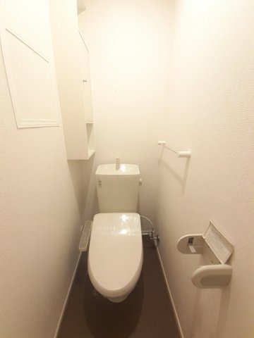トイレ　ゆったりとした空間のトイレです