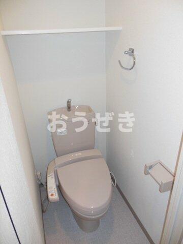トイレ　トイレはウォシュレット付き☆