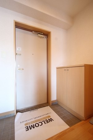 玄関　福岡の賃貸ならトーマスリビング原田店へ