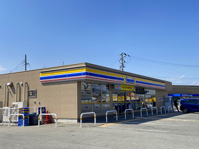 コンビニ　ミニストップ桜井三輪店（コンビニ）まで221m