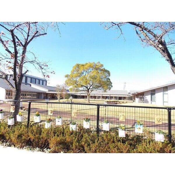 その他　【保育園】こじまこども園まで544m