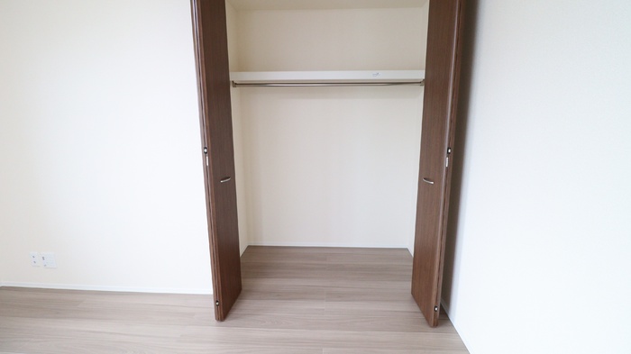 収納　洋室クローゼット