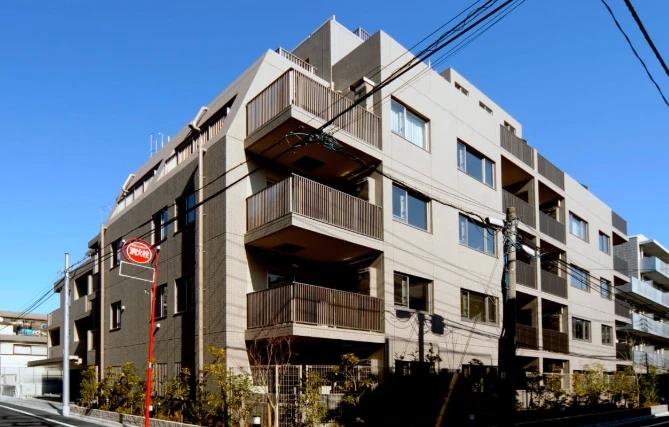 ＪＲ山手線 巣鴨駅 徒歩6分 築17年