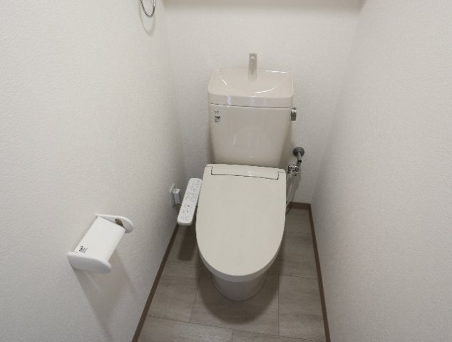 トイレ　コンパクトで使いやすいトイレです