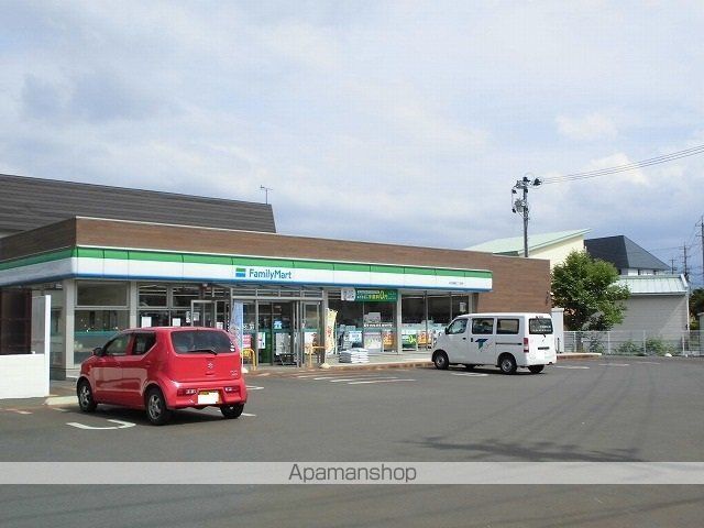 コンビニ　ファミリーマート御廟店（コンビニ）まで750m