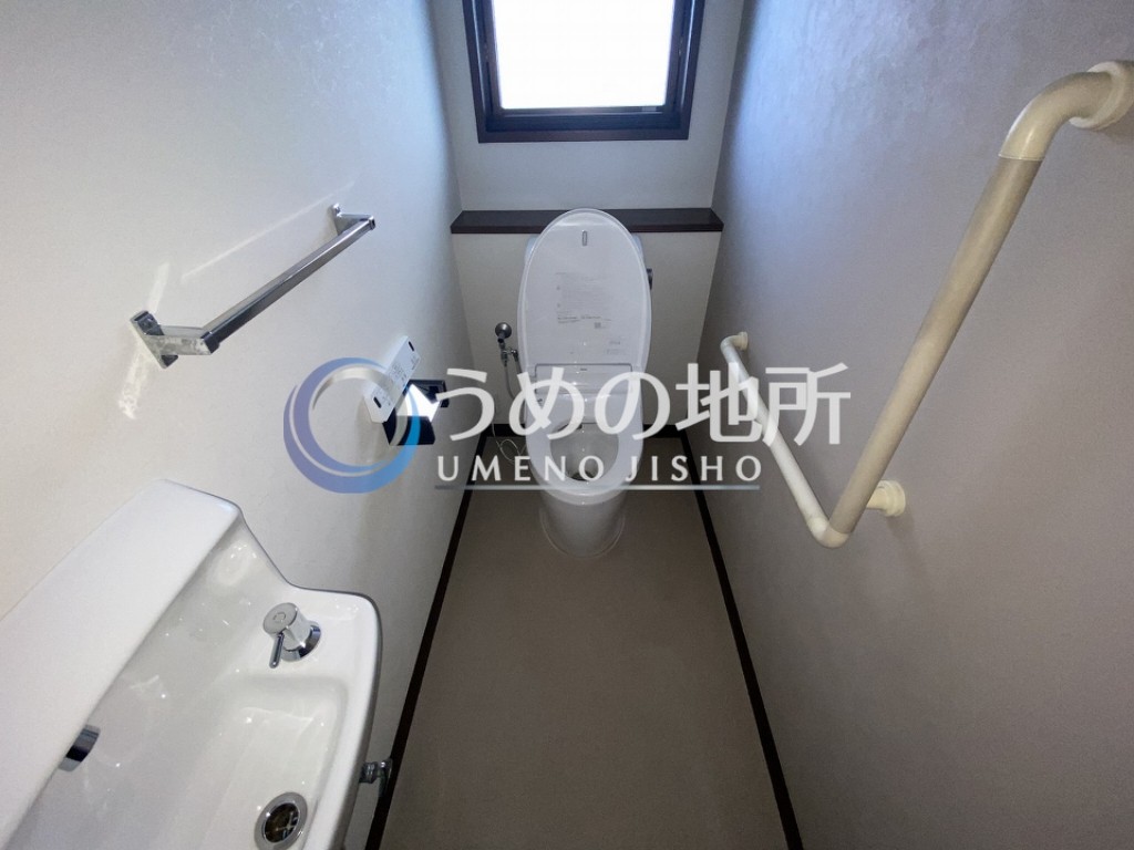 トイレ　トイレ