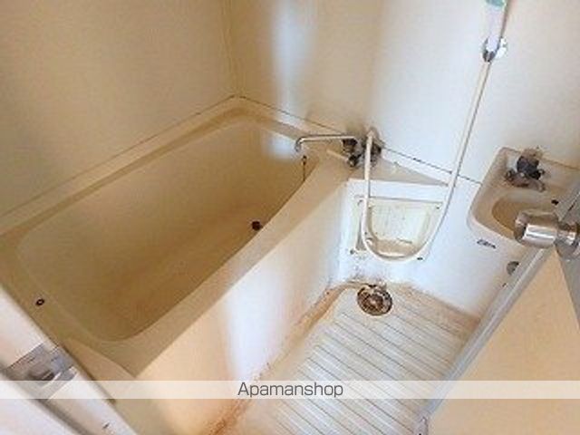 中小路ビルの風呂写真