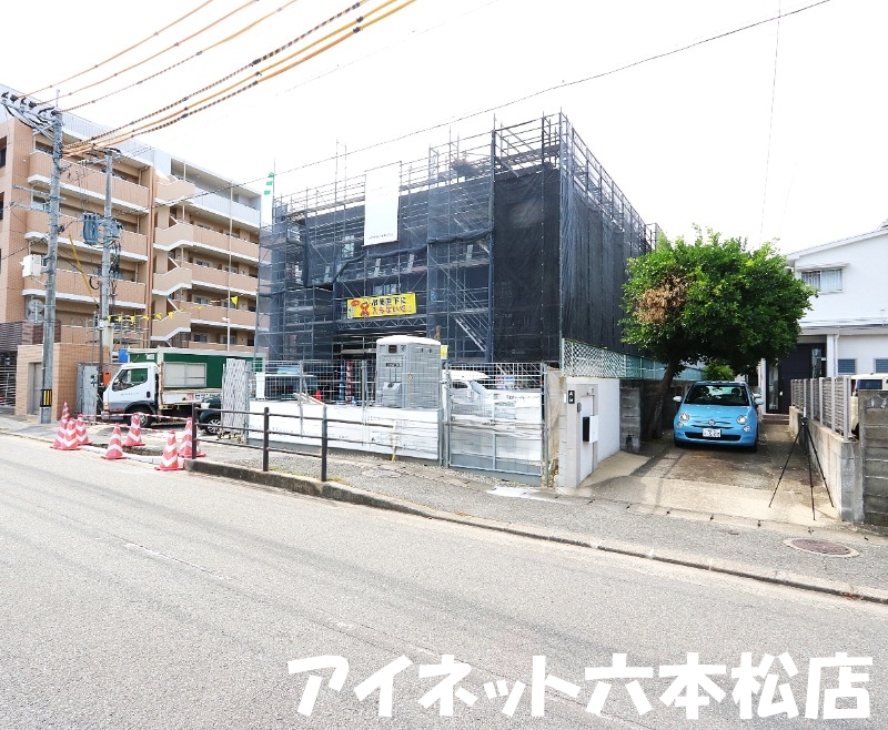 建物外観　駅チカでハイグレード物件です
