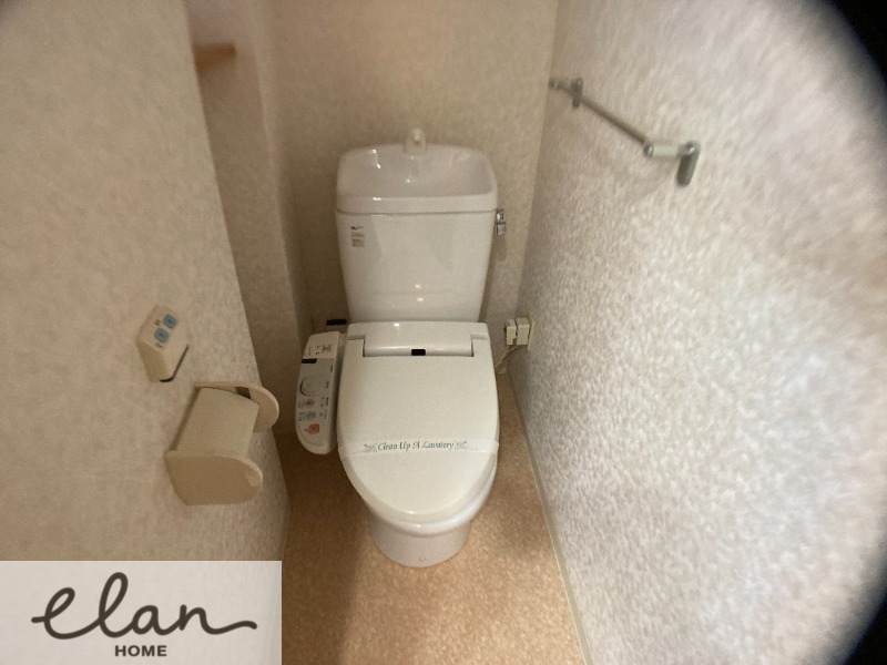 地下鉄中央線 谷町四丁目駅 徒歩6分 10階建 築22年のトイレ写真