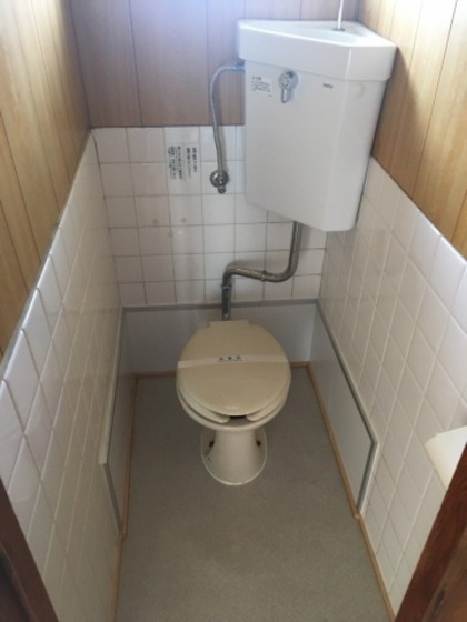 鈴木建設ビルのトイレ写真