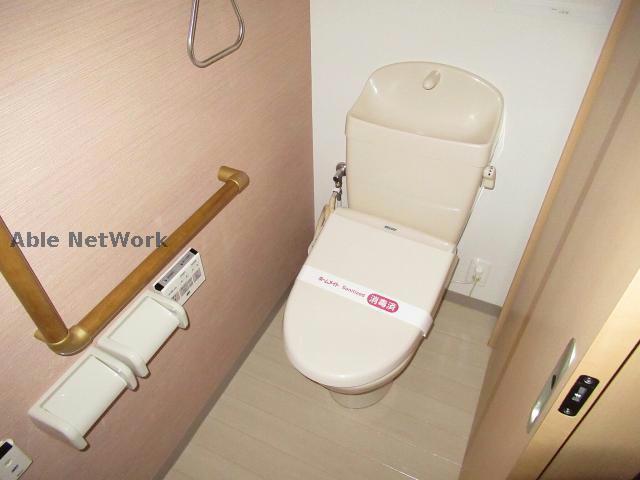 トイレ　※同物件、別部屋の写真です