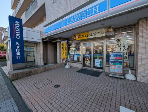 コンビニ　ローソン 京町二丁目店（コンビニ）まで141m