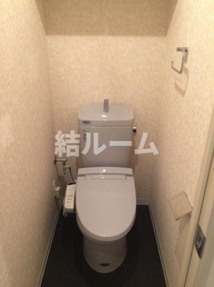 都営三田線 西台駅 徒歩4分 8階建 築11年のトイレ写真