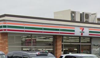 コンビニ　セブンイレブン 世田谷南烏山2丁目店（コンビニ）まで293m