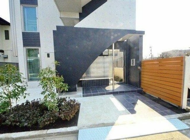 エントランス　エントランス部分