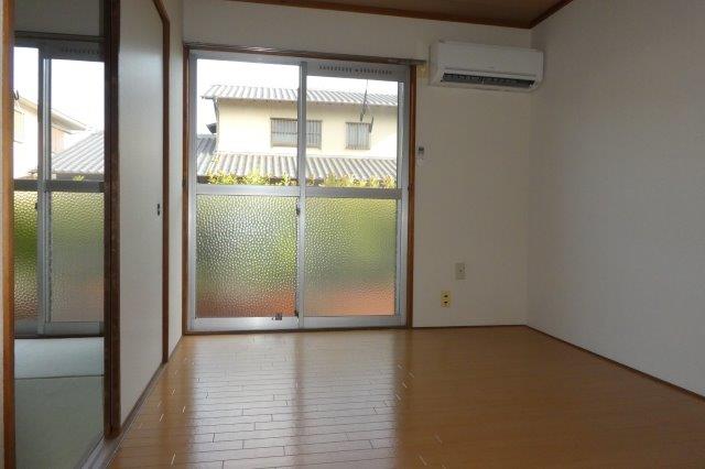 居室・リビング　洋室