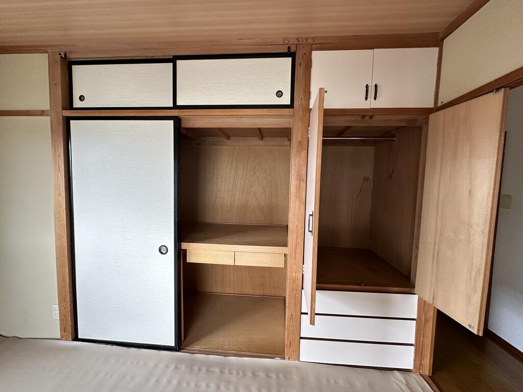 収納　写真は同タイプの別部屋です