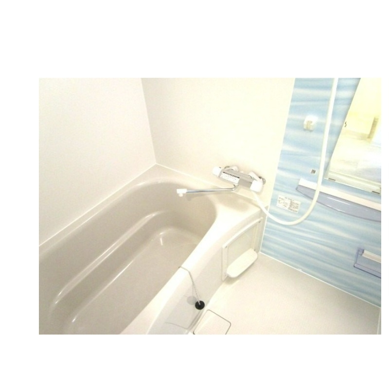 バス・シャワールーム　一日のお疲れをお取りください。