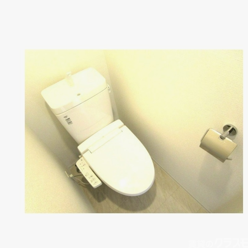 トイレ　冬場も安心の温水洗浄便座！