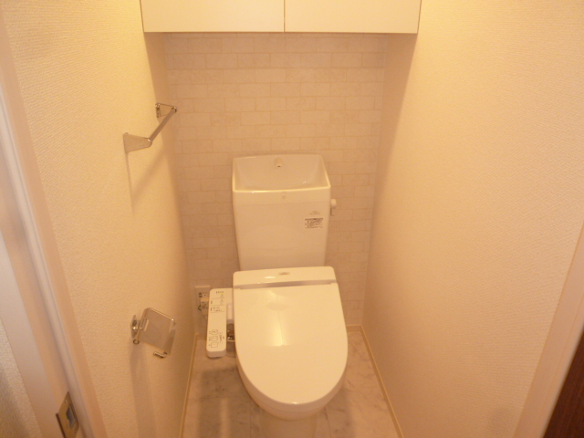 トイレ　スッキリ、シャワートイレです